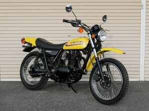 250TR(BJ250F)用　F11タイプ　バイソンマフラー　ビンテージスタイルマフラー　左出しアップタイプマフラー(1)