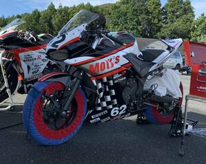 YZF R25 レース用　TUKIGIフルエキマフラー　YSS　書類在り