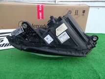 L2571vc ベンツ純正 C180 W205 前期 右 スタティックLEDヘッドライト A2059064003 (A2059067603/A2059067602/A2059063961)_画像3