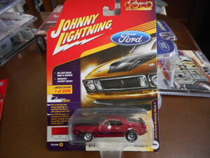 **1/64 Johnny Lightning Ford Mustang Mach 1 1973 Johnny Lightning Ford Mustang Mach1 яркий красный **