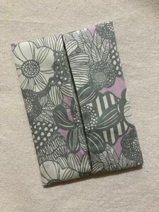 ポケットティッシュケース（200）花柄　北欧風　ピンク地 ハンドメイド