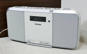 ▲(R602-B130)TOSHIBA 東芝 TY-CRX71 SD/USB/CDラジオ ホワイト ポータブルCDプレーヤー オーディオ機器