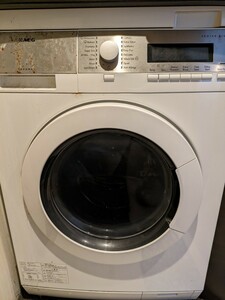 AEG　ドラム式洗濯機　L87480FL　エレクトロラックスジャパン　2012年　　ジャンク品　中古