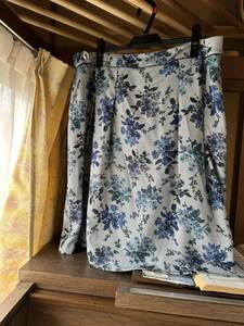 Aylesburyの花柄スカート　サイズ21アリスバーリー 