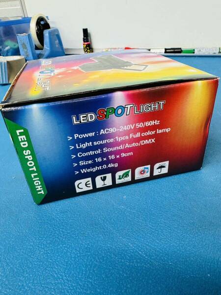 全国配送無料！RGB LED スポット ライト US プラグ AC90-240V グラデーション LED ステージ ライト