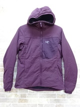 ●0202K ARC'TERYX アークテリクス　Proton LT Hooded Jacket　ジップパーカー　Sサイズ_画像1