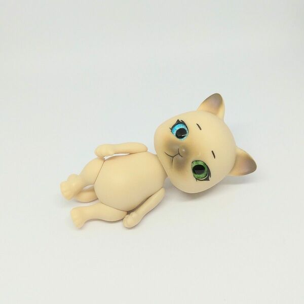 Capsule Doll vol.1 cat シャム猫 新品 オッドアイのカスタム用ドールアイ付属します カプセルトイ ガチャ