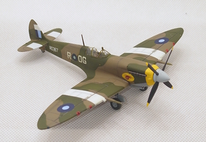 完成品(SP10)★1/72 Supermarine Spitfire Mk.Ⅷ★ハセガワ 