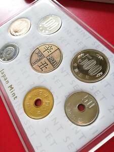 即決★令和３年ミントセット★ 五百円改鋳 2023年 ★新500円玉 MINT SET