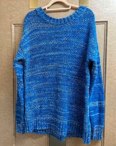 【GAP】ブルーセーター