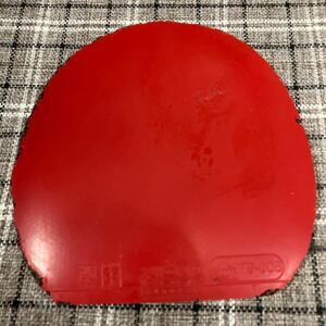 【卓球】 ヴェガヨーロッパ 1.8mm レッド XIOM VEGA EUROPE エクシオン 中厚 赤色 卓球ラバー