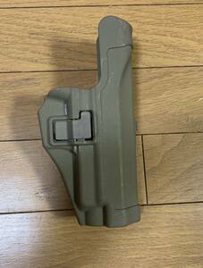 中古 右用 BHI BLACKHAWK! SIG P220 P226 CQC ホルスター ブラックホーク タンカラー 装備 サバゲー ミリタリー