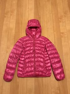  beautiful goods *UNIQLO| Uniqlo lady's size M super light weight & high density light down. full Zip quilting parka jacket with a hood trekking 