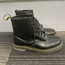 【T0229】 Dr.Martens ドクターマーチン 8ホール ブーツ ブラック 黒 26cm UK8 キズあり 汚れあり ファッション レースアップ _画像3