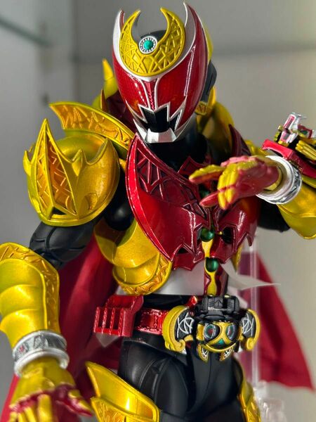 ★真骨彫製法　仮面ライダーキバ　エンペラーフォーム★美品★