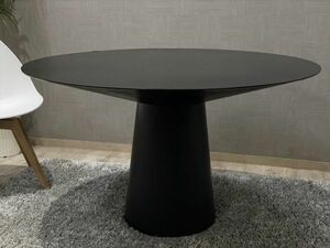 BoConcept ボーコンセプト AMARI 高級ダイニングテーブル 約25万円 オーク材 アマリ ラウンドテーブル 食卓机 丸テーブル モダン