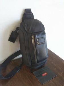 美品! TUMI ボディバッグ ALPHA BRAVO KELLEY SLING 232399 109702 人気モデル! ビジネスバッグ トゥミ アルファブラヴォ ウエストバッグ