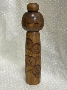 □ 創作こけし □ 高見沢一夫 かずを作 高さ 約24.5cm 椿 梅 お団子 ■ KOKESHI DOLL 日本人形 郷土玩具 伝統工芸 木工 置物 ■ 松663