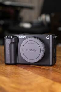 【状態良】 SONY ZV-E1 VLOGCAM ブラック ボディ ソニー フルサイズ カメラ