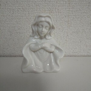 陶器のマリア像