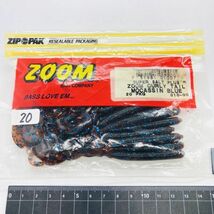 710819 新品 ZOOM/ZBC C-テール カーリーテール ２０本 ZOOM BAIT COMPANY ズーム リボンテール モカシンブルー_画像1