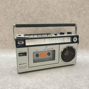 #2006）SANYO サンヨー FM/AM ラジオカセットレコーダー MR1700