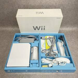 D3-03）Wii／RVLー001本体セット+Wiiリモコン・ヌンチャク・電源コード