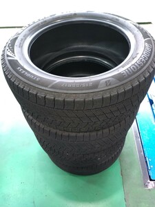 ブリヂストン　ブリザック　VRX3 215/55R17 2023年製造 残溝8mm~ 4本セット