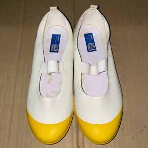  indoor shoes yellow 25.5 goods with special circumstances 
