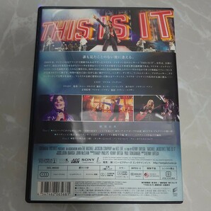 DVD マイケルジャクソン THIS IS IT デラックスコレクターズエディション （2枚組） 中古品1593の画像2