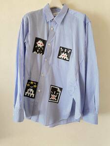 COMME des GARONS SHIRT × Invader コムデ ギャルソン シャツ×インベーダー ピクセルアート ねじれ シャツ ストライプ Sサイズ FJ-B038 