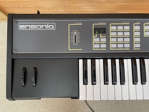 ENSONIQ　Mirage　フロッピーエミュレータ付き　サンプリングシンセサイザー 美品