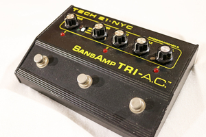 【TECH 21】SANSAMP TRI-A.C.（アンプモデリング/シミュレータ）トリプルチャンネル／アナログ回路 USA製 USED