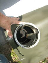三菱ジープ J54ナロー初期型の燃料タンク(注油口の大きいタイプ)漏れ無し。タンクキャップ裏に繋ぐ筒状ゴミ取り無し。　_画像9