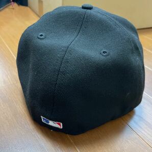 7 5/8 NEW ERA × FEAR OF GOD ESSENTIALS 59FIFTY ブラック ニューエラ フィアオブゴッド キャップ 帽子の画像3