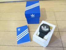 adidas■アディダス■ メンズクオーツ腕時計■ADH6167■中古■白黒文字盤■2針■ラバーケース■ブラック■シンプル■ラバーベルト_画像1