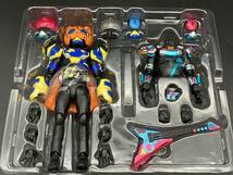 ★【同梱不可】中古品 S.H.Figuarts フィギュアーツ 仮面ライダーパンクジャック モンスターフォーム/ビートフォーム 仮面ライダーギーツ_画像4