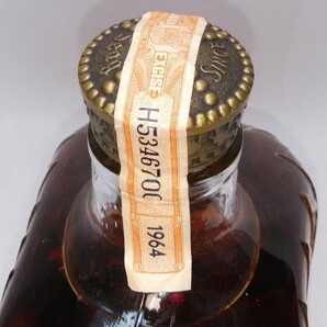 【全国送料無料】Crown Royal Fine De Luxe 10-30years old 1964 約40度 25FLUID OUNCES=約710ml【クラウン ローヤル 10-30年】