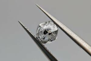 【最終出品】天然ダイヤモンド原石　無色1.337カラット　蛍光特性（青）