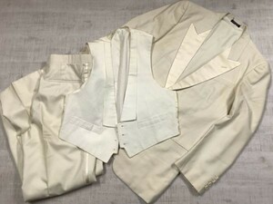 VARIE ヴァリエ レトロ モード 冠婚葬祭 タキシード シングル ホワイト スーツ 3ピース 上下セットアップ メンズ フォーマル 96A7 白