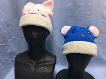 キッズ 古着小物 かわいい ポケモン風 耳付き 尻尾付き ニットキャップ ワッチキャップ 帽子 アクリル100% 2点セット 青ピンク_画像1