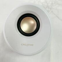 CREATIVE Pebbleクリエイティブ メディア スピーカー ホワイト USB 通電のみ確認 ゴールド 音楽 小型 コンパクト 【OTNA-834】_画像2