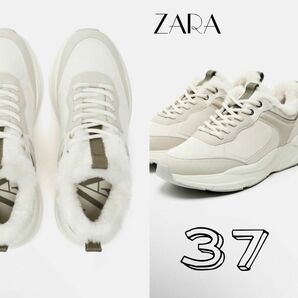 ZARA フェイクファーディテールランニングスニーカー　新品