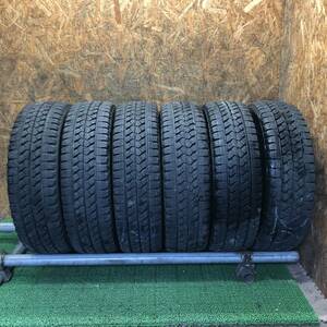 BS　BLIZZAK　W979　205/65R16　109/107L　LT　超極上バリ山6本価格　B-282　福岡　★引き取り大歓迎★人気のBS★　宗像　福津　古賀