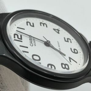 【電池切れ】CASIO カシオ クォーツ 腕時計 白文字盤 ラウンド ベルトブラック ボーイズサイズ MQ-24の画像9