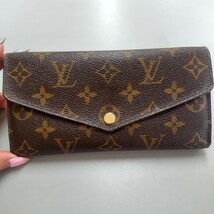 ルイヴィトン LOUIS VUITTON ポルトフォイユ サラ モノグラム 長財布_画像1