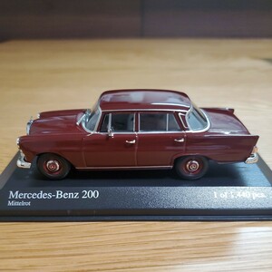 1/43 ミニチャンプス MINICHAMPS ミニカー/Mercedes-Benz 200 1965 Mittelrot/メルセデス ベンツ 200 ダークレッド