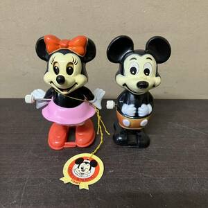 [2-217]TOMY Disney ミッキーマウス　ミニーマウス　歩く　ネジ　ゼンマイ式　レトロ　動作確認済み【宅急便コンパクト】