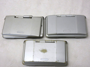 02K029 ニンテンドー DS 初代 完全ジャンク まとめ売り 3台 部品取りなどに 売り切り