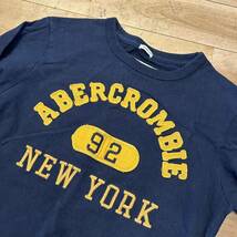 ★Abercrombie&Fitch/アバクロンビー&フィッチ/アバクロ/長袖Tシャツ/Tシャツ/長袖/カットソー/カレッジロゴ/メンズ/Mサイズ_画像2